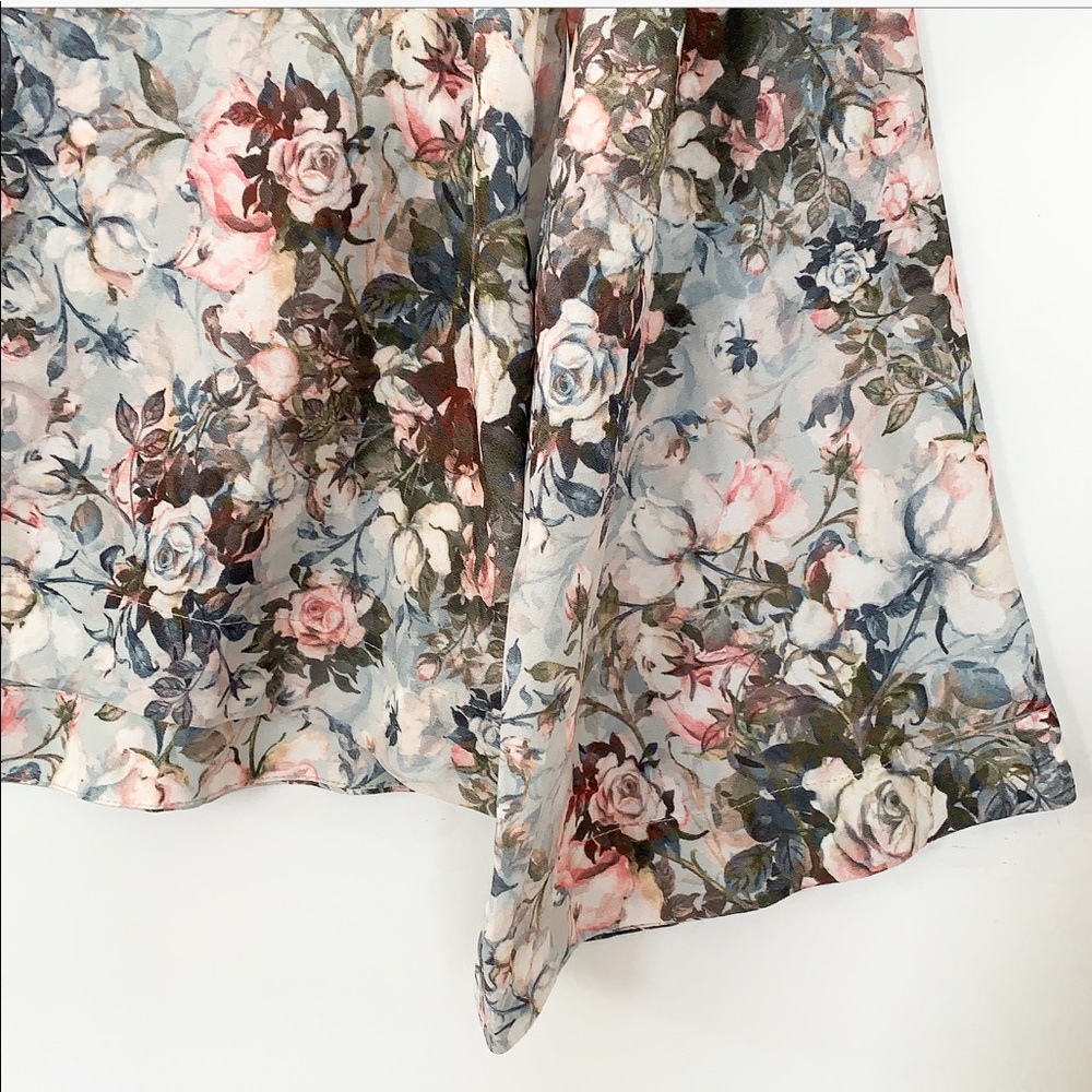 Soft Surroundings Sonnet Floral Bell Sleeve Top View 4